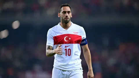 Galatasaray’da Rota Yeniden Hakan Çalhanoğlu