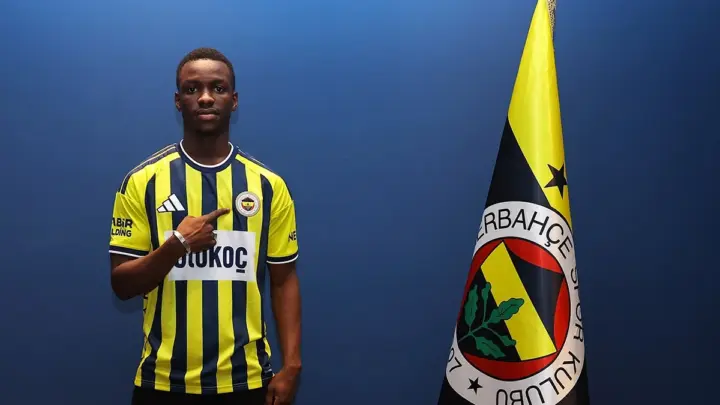 Fenerbahçe, Amara Diouf Transferini Resmen Açıkladı