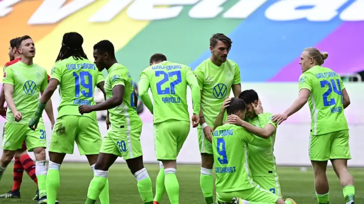 Kaiserslautern, Volkswagen Arena’da Sezonun İlk Haftasında Wolfsburg’un Konuğu Olacak – İddaa Tahmini